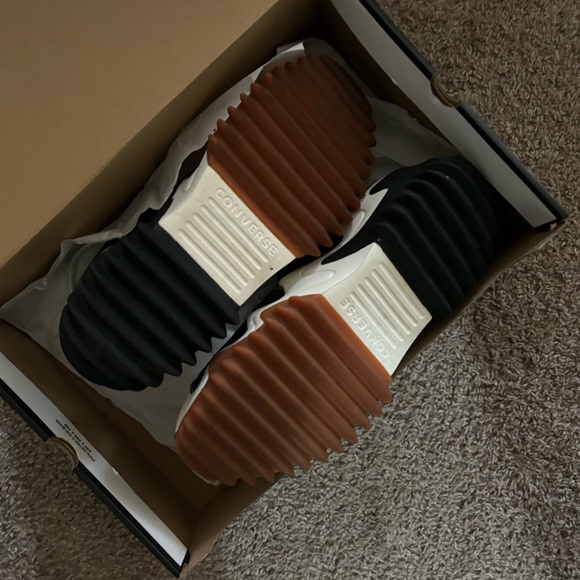 converse high top run star motion platforms - Picture 2 of 3